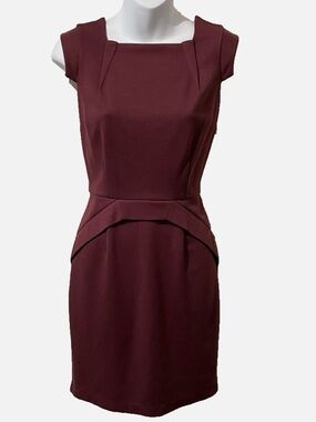 JLO Women's Cap Sleeve Cocktail Dress in Burgundy